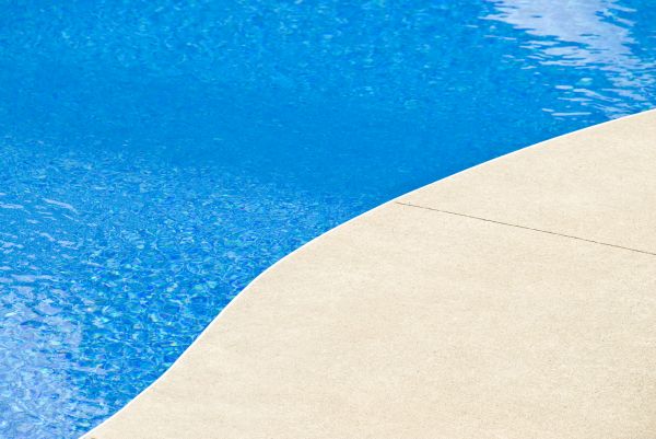 Cost of Pool Deck Construction in Mcallen